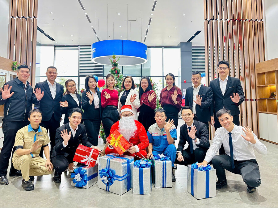 Mua Xe Ford - Rước An Lành - Hanh Thông Năm Mới Trong Tháng 12 Tại Cẩm Phả Ford – Quảng Ninh