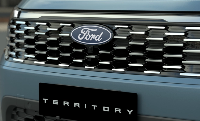 Mặt ca lăng thiết kế ấn tượng